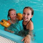 Schwimmen für herzkranke Kinder
